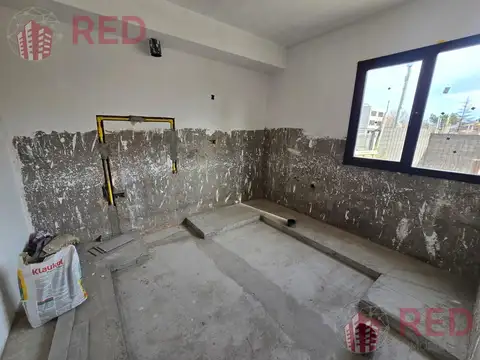 Depto Tipo Casa en Venta con 1 cocheras