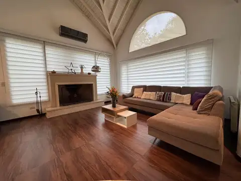 Casa en Alquiler en Campos De Alvarez, USD 2.900