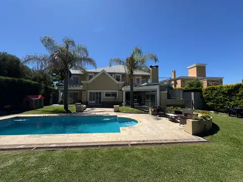 Almafuerte 1402 Francisco Alvarez