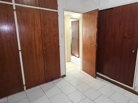 En venta/  PH en 9 de julio  y  Rodriguez  Peña de  3 dormitorios y  Garaje. Ingreso independiente. APTO PARA CRÉDITO