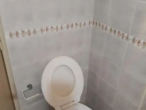 Alquiler monoambiente de 23 m2 en  CASEROS