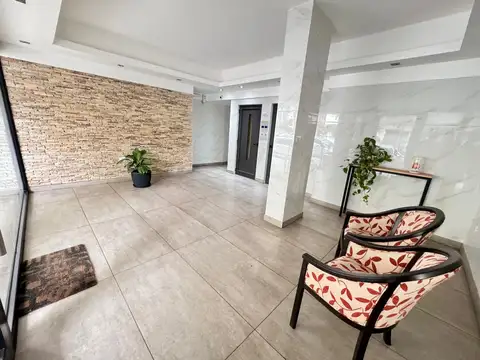 Sarmiento 2400, Piso 3