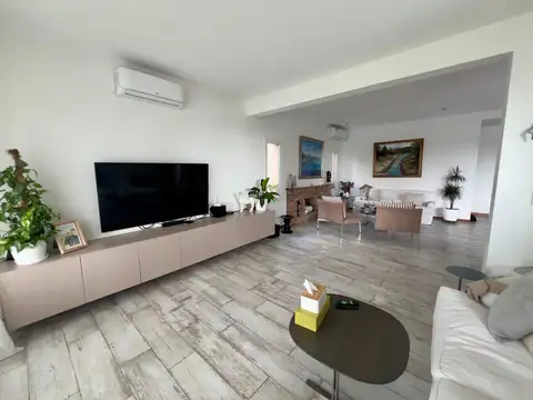 Casa en Venta en El Canton, USD 410.000