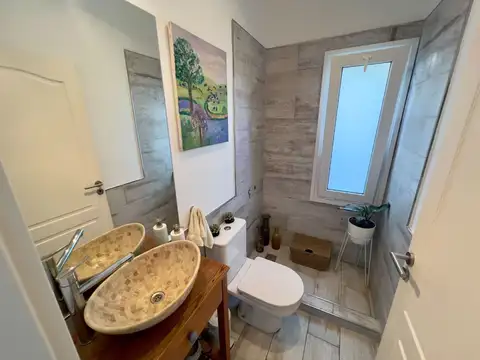 VENTA CASA 6 AMBIENTES CANTON NORTE A LA LAGUNA