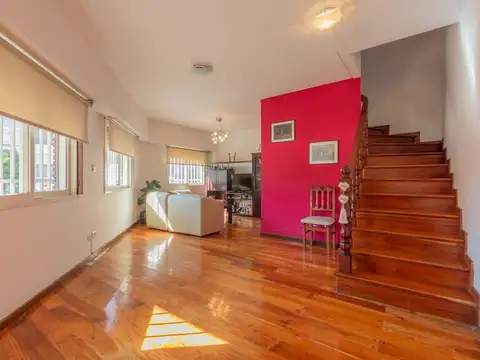 Depto Tipo Casa 4 ambientes con 1 baño