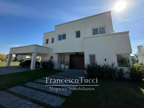 Casa en Venta de 3 dormitorios