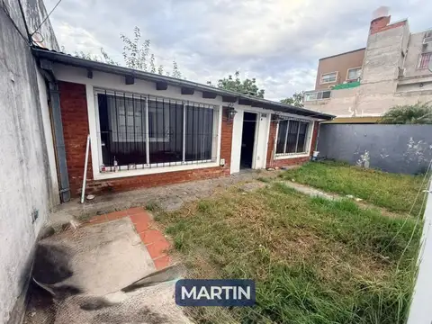 Casa en alquiler en Villa de Mayo