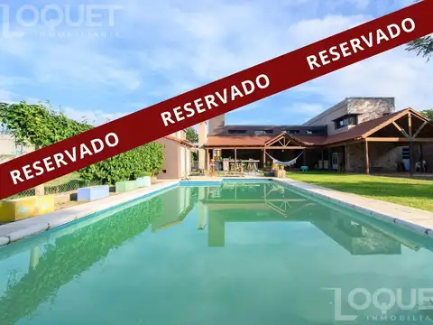 Casa de 4 dormitorios y gran terreno en Colastine, a mtrs de la Ruta