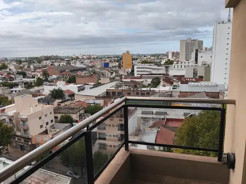 DEPARTAMENTO 1 AMBIENTE CON BALCÓN Y VISTA AL CONTRAFRENTE. AV. MITRE 1660 PISO 10 "C" AVELLANEDA