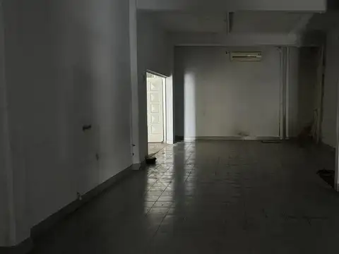 Local en Venta 50 años