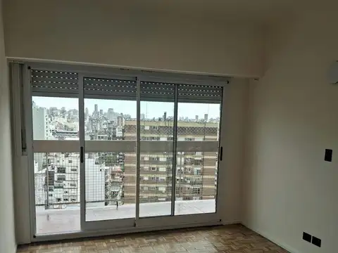 Departamento en Alquiler en Balvanera, $ 700.000
