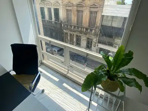 Oficina en Alquiler al Norte