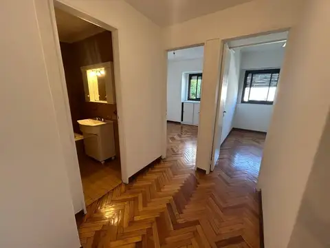 Departamento en Alquiler en Parque Chacabuco, $ 1.050.000