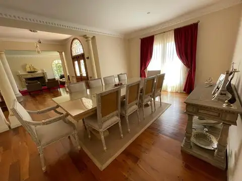 Casa en Venta de 5 dormitorios