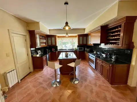Casa en Venta de 5 dormitorios