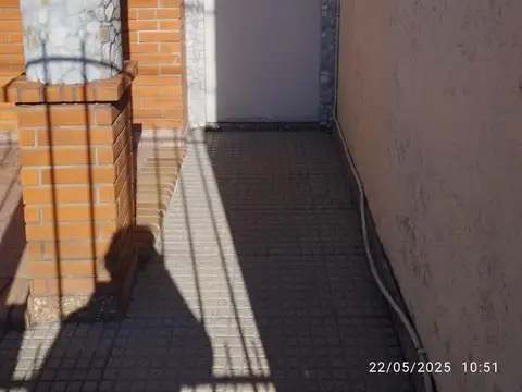 PH  2AMB.,PATIO, TERR.EXELENTE ESTADO INMEJORABLE UBICACIÓN