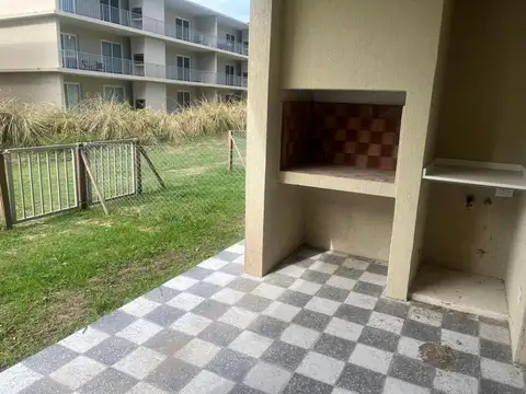 Departamento en Alquiler con 1 cocheras