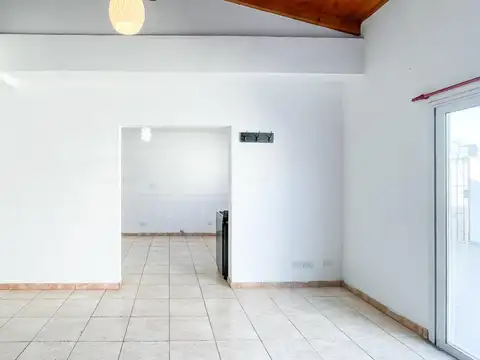 Depto Tipo Casa en Alquiler en Carapachay, $ 950.000