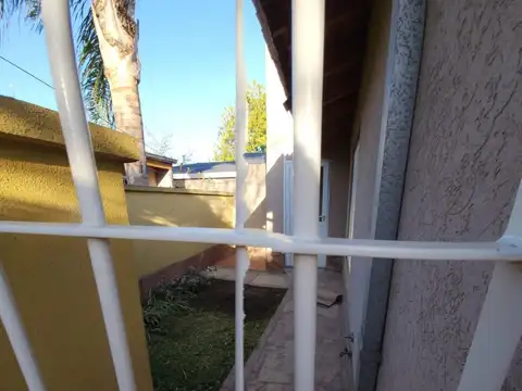 Depto Tipo Casa en Alquiler al Noreste