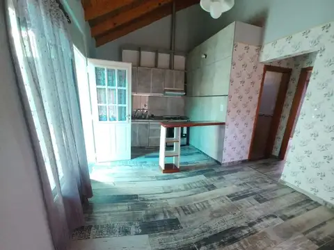 Depto Tipo Casa en Alquiler de 3 ambientes
