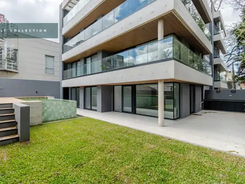 Excelente departamento de 4 ambientes con jardín y cochera en venta, San Isidro.