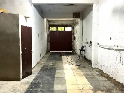 GALPÓN EN ALQUILER EN SAN ANDRÉS – 105 M² CUBIERTOS – LUZ TRIFÁSICA