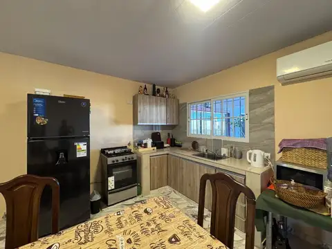 Casa 5 ambientes con 1 baño