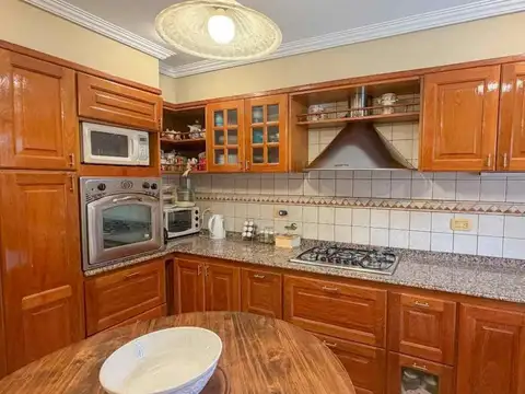 Casa en Venta en Burzaco, USD 345.000