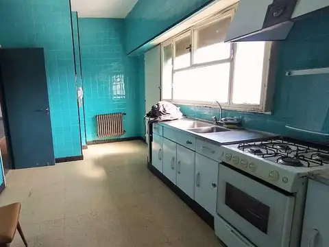 VENTA - PH 4 AMB C/BALCON - BARRACAS