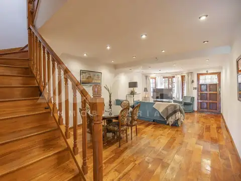 Casa 4 ambientes con 4 baños