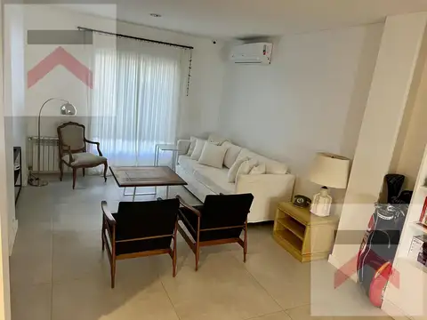 Casa en Alquiler de 3 dormitorios