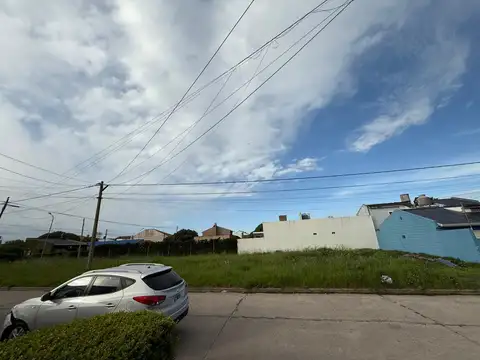 Terreno en Venta 12  mts Fondo