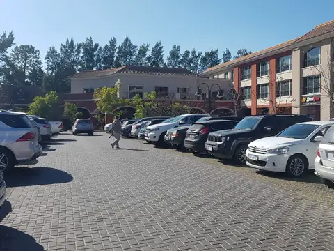 Pisano negocios Inmobiliarios a estrenar Pueblo Caamaño