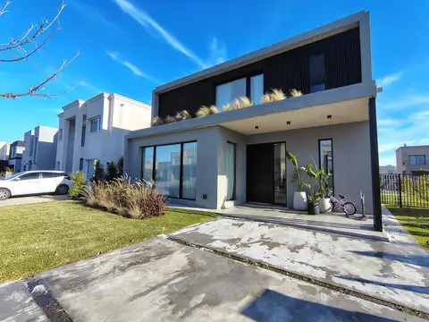 Casa en Venta al Suroeste