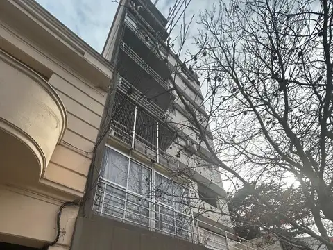 2 amb cfte luminoso con balcón coc indepte
