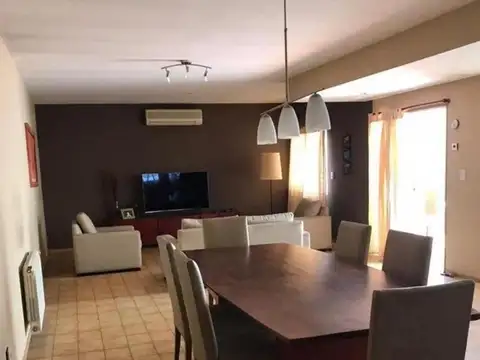 Lucia Miranda Al 3300