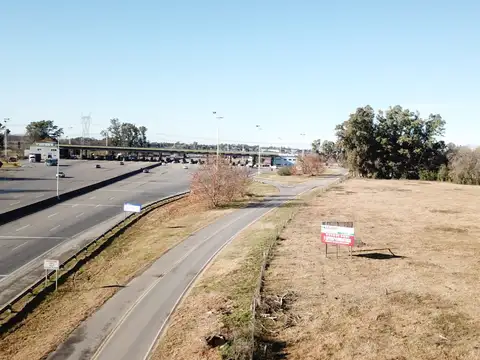 7 Terrenos Logistica en Pilar