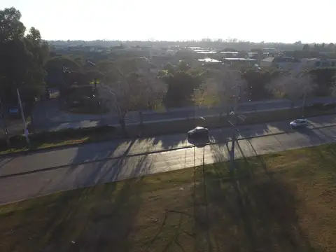 Avda Santa Maria  al 4200