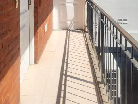 Departamento con cochera en Escobar