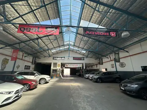 AV LARRAZABAL 2100