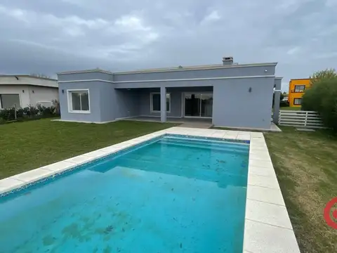 Casa en Alquiler en Belen de Escobar, USD 1.200