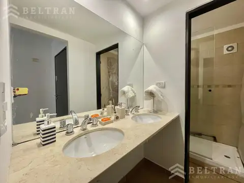 Dorrego al 1600. Oficina.