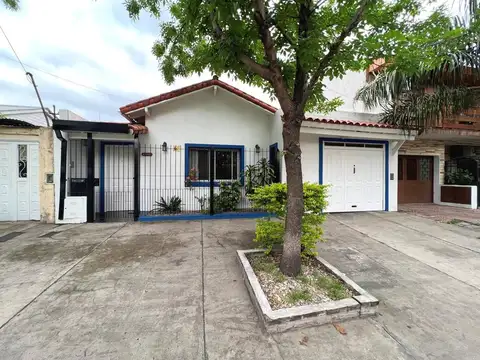 Perito Moreno 1200 E/ Pedernera y J. V Gonzalez