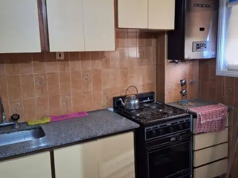 VENTA EN CONJUNTO 2 DEPARTAMENTOS ZONA MOGOTES.