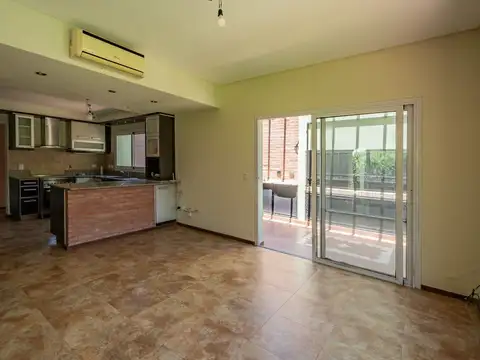 CASA EN VENTA VILLA OLIVOS