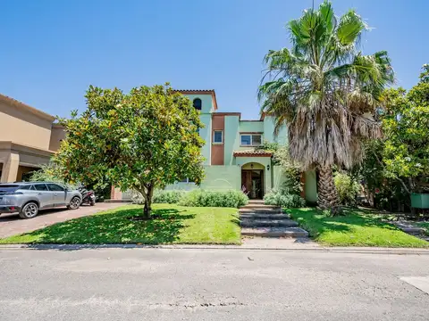 Casa en Venta de 4 dormitorios