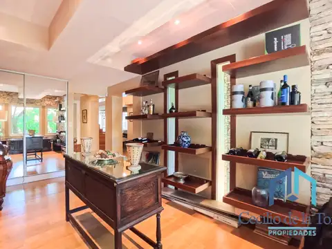 Casa 4 ambientes con 4 baños