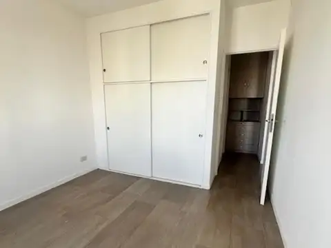 Bacacay 705 , Piso 8