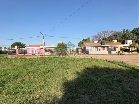 VENTA-LOTE ESQUINA 325 M²- CALLE 11, COLONIA CAROYA