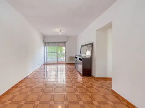 VENTA DEPARTAMENTO 4 AMBIENTES CON BALCON LA BOCA
